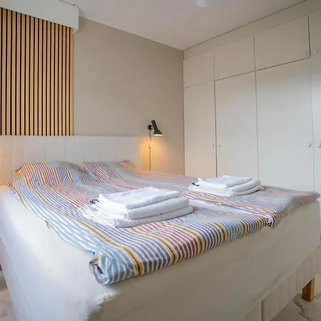 Moderni Saunallinen Asunto Keskustassa Ilmaisella Parkkipaikalla Apartment *